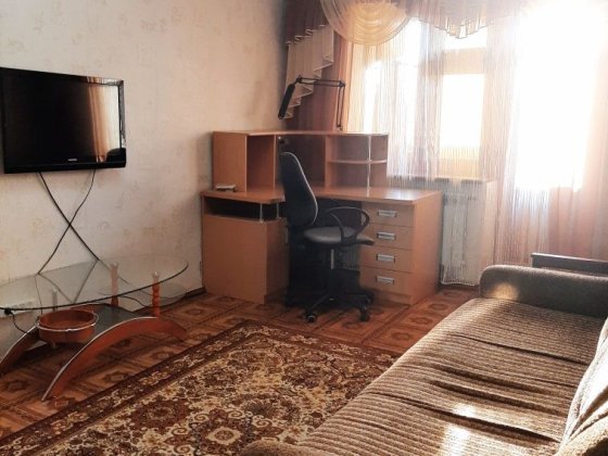 Продам  свою 2к. возле метро! Без комиссии Харьков