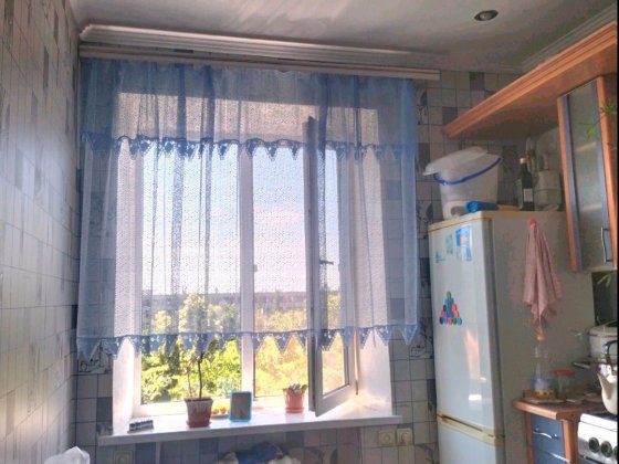 Продам 2-х комнатную "Сталинку" в Центре Николаев