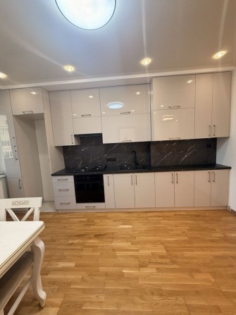 Продаж квартири 1 (2) кімнатна - фото 1