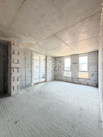 2к. квартира Жк Вежа 4/9 ; 80 квадратних метрів - фото 1