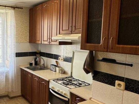 Продаж(Продам) 3 трикімнатної(трёхкомнатную)квартири(квартиру), недорого, Харків(Харьков) в дуже гар Харьков