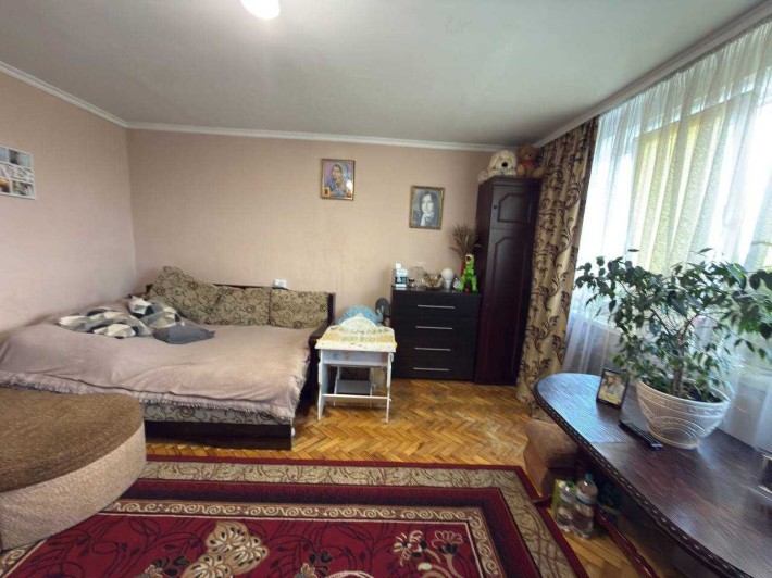 Продаються 2 окремі  кімнати в гуртожитку по вул. Володимира Великого. - фото 1