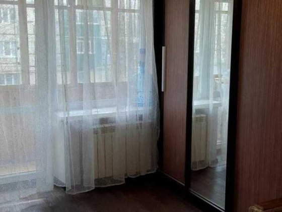 Продам 1 к. гостинку со своим с/у метро Индустриальная Харків