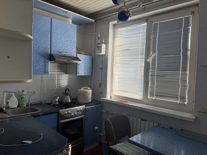 Продам хорошенькую 4х ком .кв с ремонтом мебелью и техникой Салтовка - фото 1