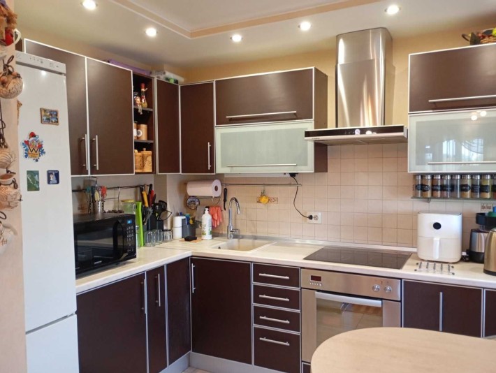Продам 3 к. квартиру П.  Болбочана, за Ростом - фото 1