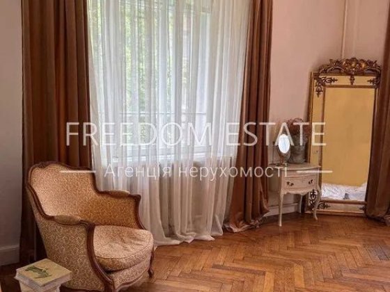 79 тыс.$‼️‼️ ПРОДАЖА / Сталинка в центре 90 м2 / Ярослава Мудрого Харків