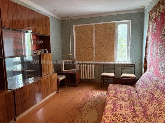 Продаю 3 к. квартиру без ремонта в 602 м/р Салтовское шоссе Е00 Харьков