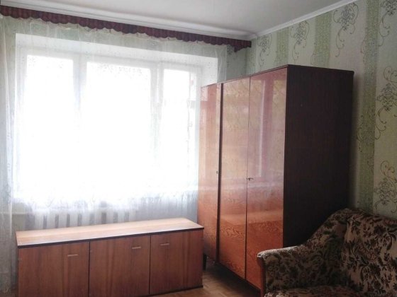 СРОЧНО! Продам 1-комнатную квартиру-студию по доступной цене, хороший район, средний этаж, под ремон Одесса
