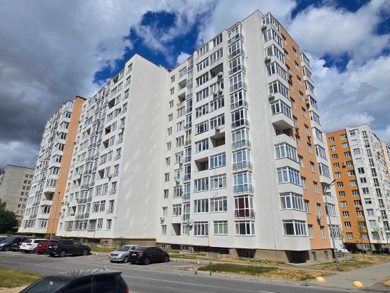Продаж 3-кімнатна квартира вул. Кн. Ольги 122а ЖК "Ренуар" Без Комісії Львов
