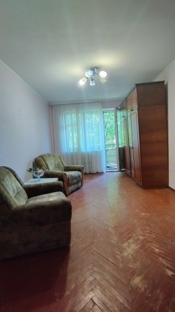 Ls53 продам двокімнатну квартиру біля ринку Героїв праці - фото 1