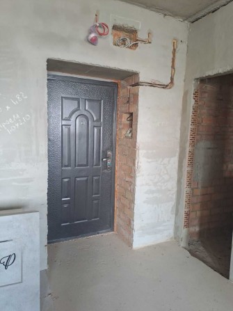 Продам квартиру в новом кирпичном доме - фото 1