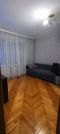 Продаж 1 кімната вул. Зубрівська , житловий стан, чешка, ТЦ Іскра. - фото 1