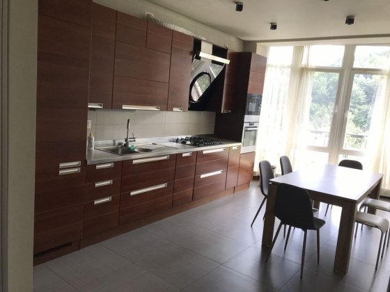 Продаж 3 кімн квартра 132 м² 6/7 ц вул.Кубанська  (терміново !) 220000$ Львов