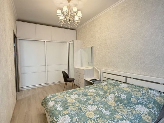 В Продажу 2 к к в Центрі на вул. Великій Морській з євроремонтом Николаев