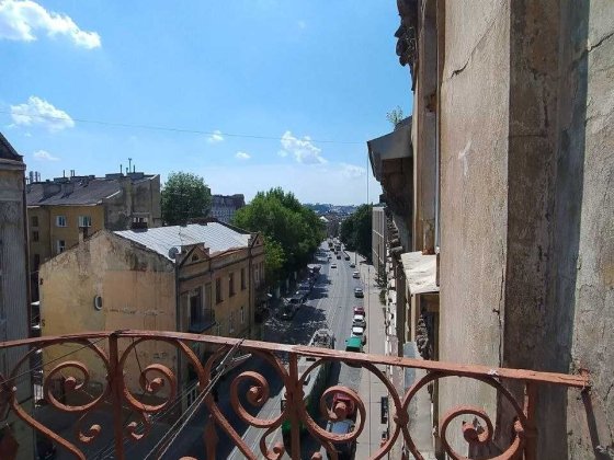 3 кімнатна в польському будинку близько центру! Львов