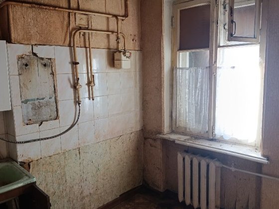 Продаю 1 кім квартиру Інгульський район ( зупинка смазочні ) , потребує ремонту Николаев