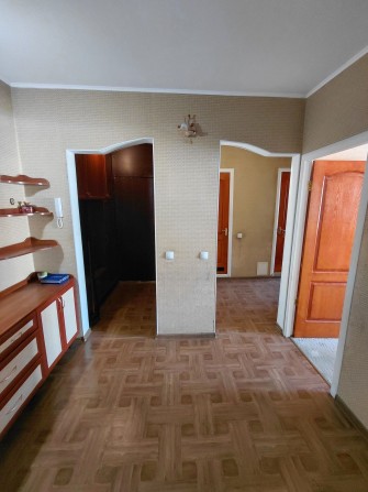 продвжв 3х кімнатної квартири Херсонское шосе - фото 1
