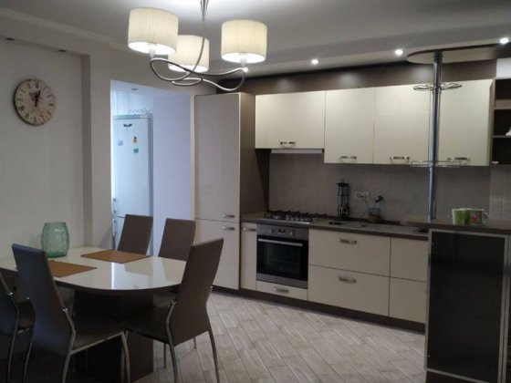Продам квартиру 45 м2 Левада проспект Аерокосмічний Харьков
