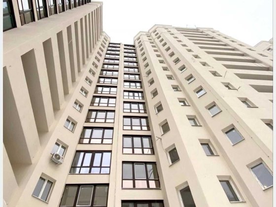 Продам просторную 2-комнатную квартиру площадью 65 м² в ЖК Сокольники. Харьков