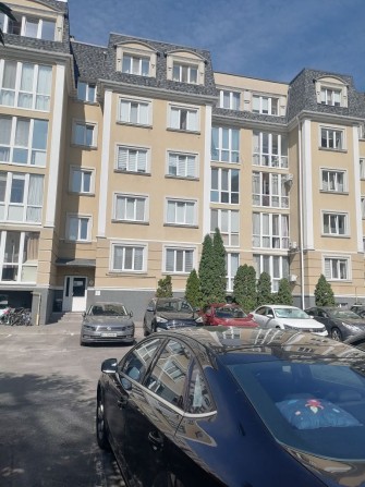 Продам двухкомнатную квартиру - фото 1