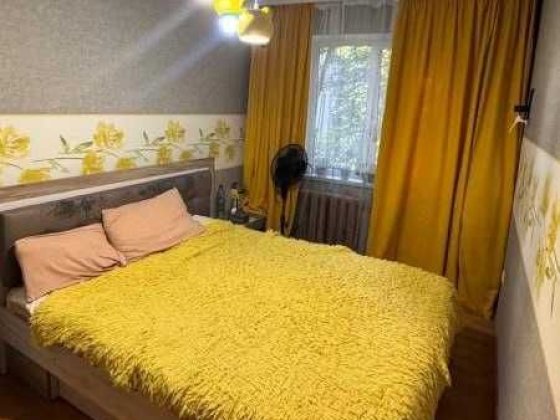 ПРОДАМ 3-кімнатну квартиру на Черемушках, поверх 3/5, вул. Академіка Філатова Одесса