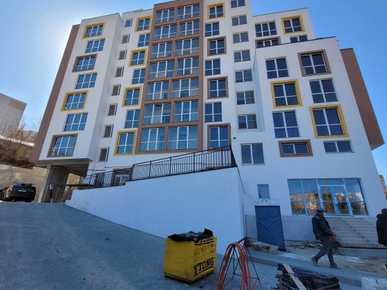 Продаж 2к Очеретяна  5/7ц новобуд зданий 61м 90тис без комісії Львов