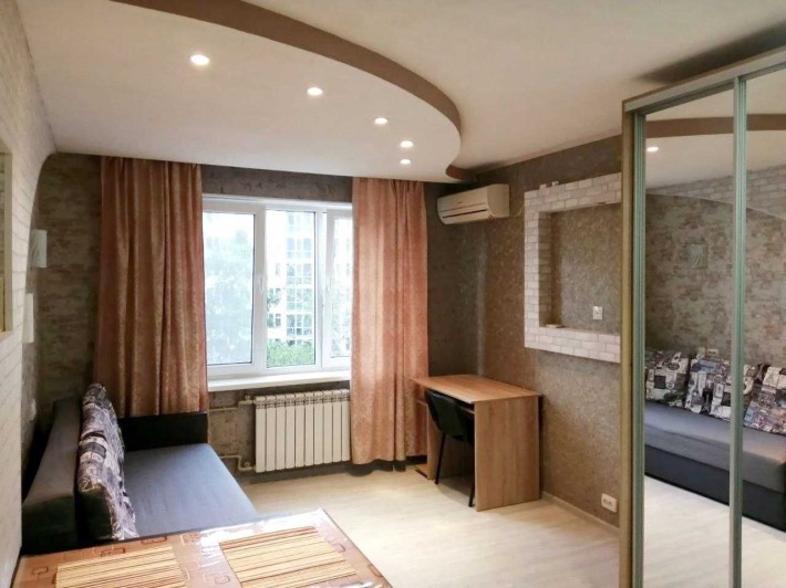 Продам гостинку в районе Центрального рынка - фото 1