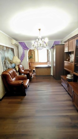 Продаж 3-х кім. кв.  р-н Площа Перемоги - фото 1