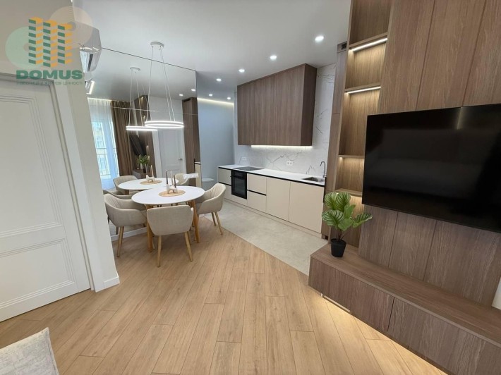 Продам 2к квартиру в ЖК 60 Жемчужина! Новый ремонт. Заходи и живи! - фото 1