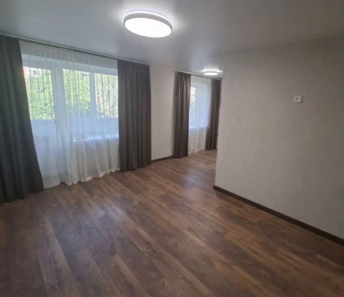 Продаж 2кк з новим ремонтом. Сухий фонтан, 3/5 поверх (л1) - фото 1
