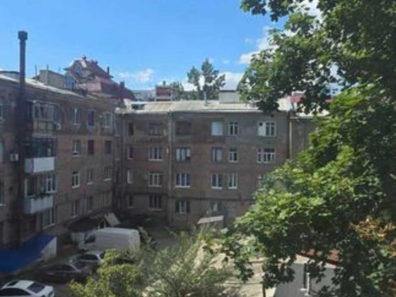 Центр! Продам 2 комнатную квартиру под ваш ремонт. Госпром,ул. Зойфера VI Харьков