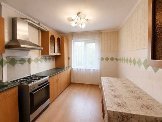 Продам 3-кімнатну квартиру на ЮТЗ, вул. В. Бохонка (Чайковського)ц6 Николаев