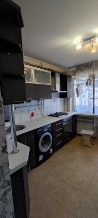 Продажа 1 крупногабаритной квартиры в центре Корабельного района - фото 1