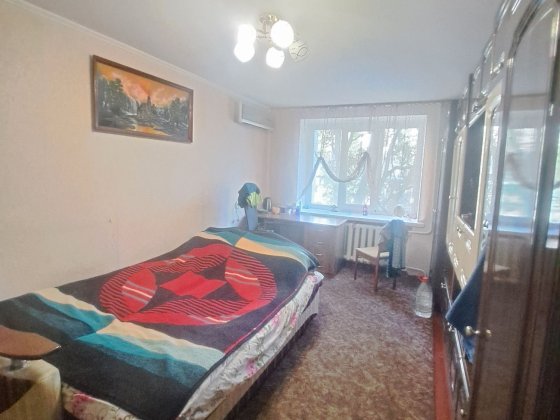 Продається 2кім.в гуртожитку   пр.Богоявленський( Кобера) Николаев