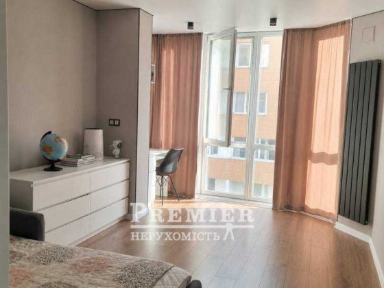 Продам 2 кімнатну квартиру з ремонтом у новому житловому комплексі Одеса