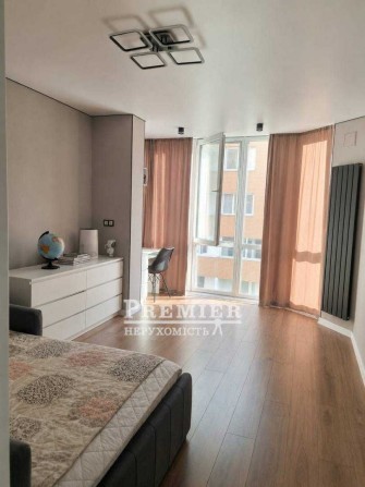 Продам 2 кімнатну квартиру з ремонтом у новому житловому комплексі - фото 1