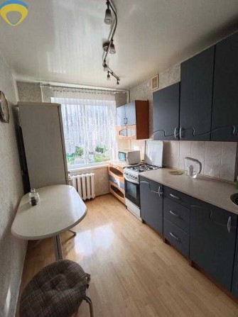 Трёхкомнатная квартира в центре Таирова, Королева - фото 1