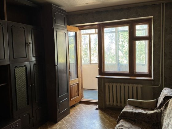 Продаю 3 к/к р- н 22 школы Николаев