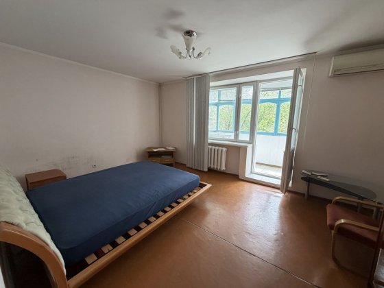 Продаю хорошую 2 ку пр-т Корабелов Николаев
