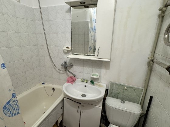 Продається 1кк. ЮТЗ( Паркова) Николаев
