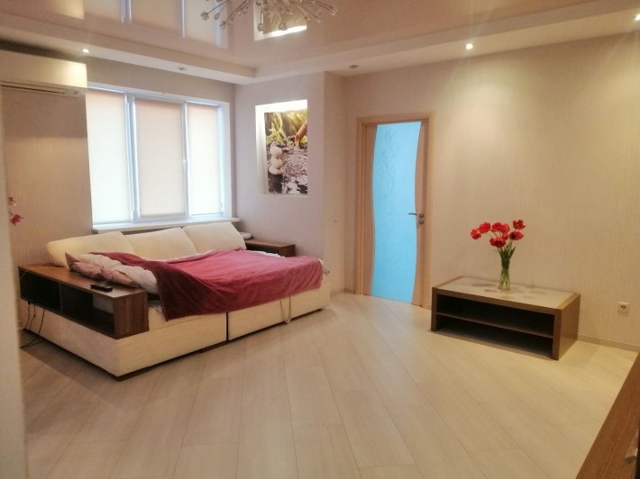 Властник. Продаж 2-км.кв. з меблями в ЖК «Брест-Литовський - фото 1