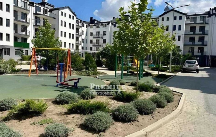 Продам 3 кімнатну квартиру у малоповерховому будинку на Сахарова - фото 1