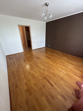 Затишна 1к квартира 49 м²  з чудовим плануванням - фото 1
