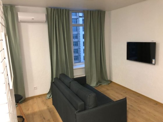 Продаж 1 кімнатноі квартири  Петропавлівська Борщагівка, вул Садова 51-Б Петропавлівська Борщагівка