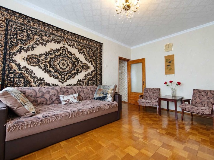 Продам 2к кв 51м Алексеевке, все остается, сертификат + - фото 1