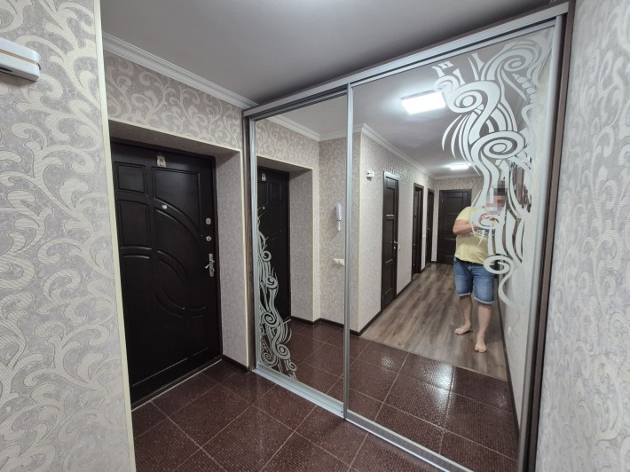 Продам 3-х км.кввртиру жк."Щасливий" - фото 1