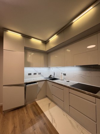Продам 2 к. квартиру (евротрёшку) 4 этаж ЖК СОКОЛЬНИКИ Топ ремонт! - фото 1