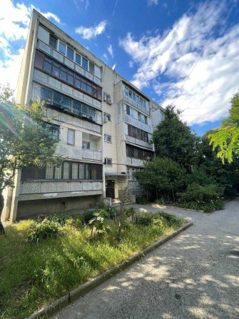 Продам 2-кімн квартиру в малоквартирному спецпроекті на вул. Ген. Вишневського - фото 1