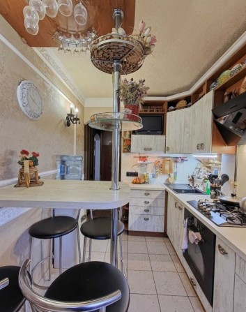 Продам (продаж) 3-х комнатной (кімнатної) квартири з ремонтом - фото 1