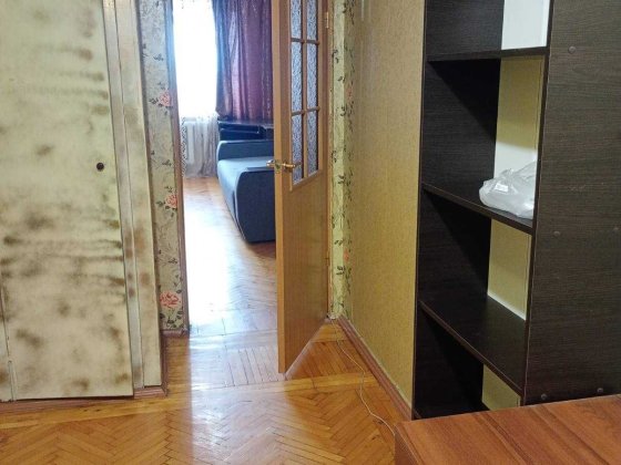 Продам 2х комн кв Салтовский р-н .Гвард Ширнинцев  . Отличная цена TB Харьков